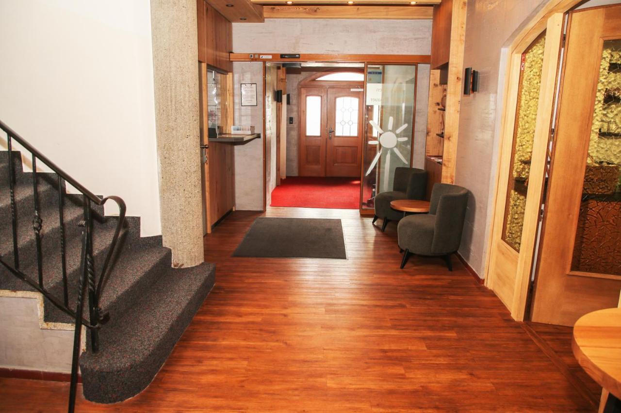 Hotel Sonnenhof - &
