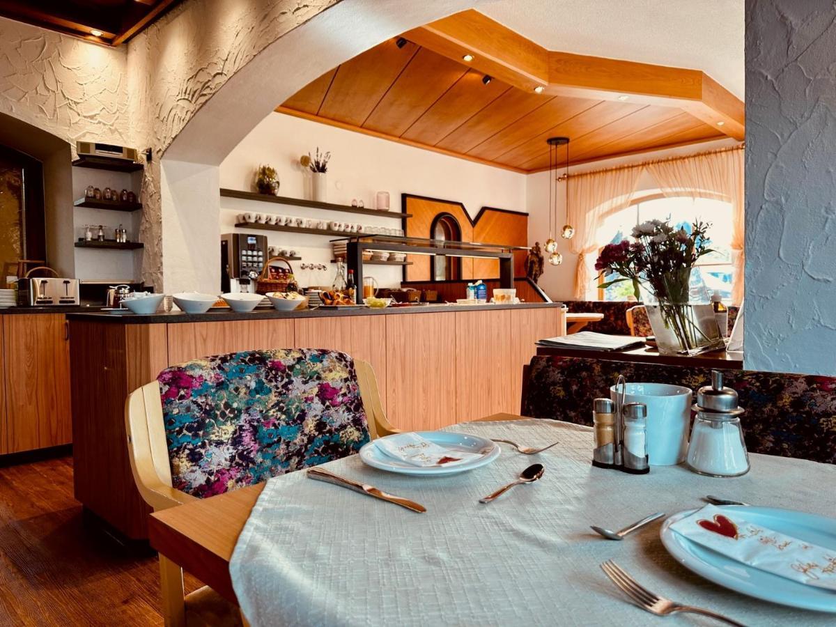 Hotel Sonnenhof - & 3*
